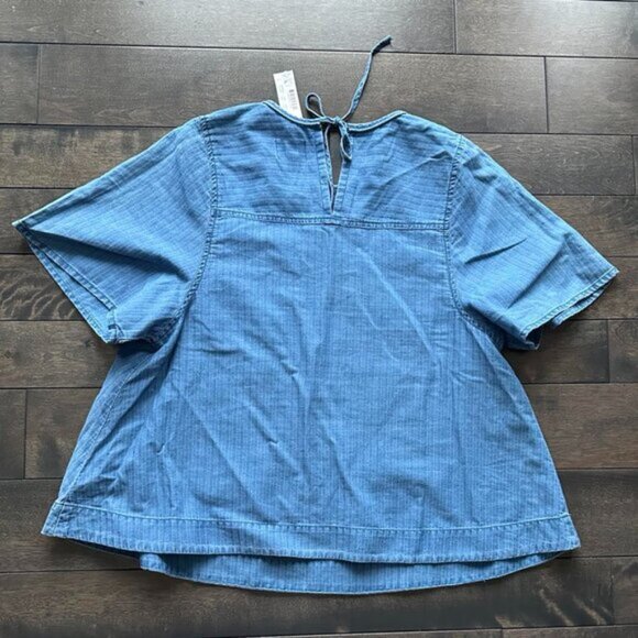 J.Crew Soft Denim Top - new with tags - Picture 2 of 2